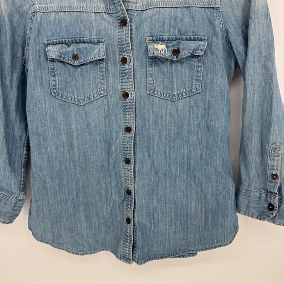 Abercrombie & Fitch Denim Long Sleeve Button Light Wash Embroidered Logo Size S - Picture 3 of 5